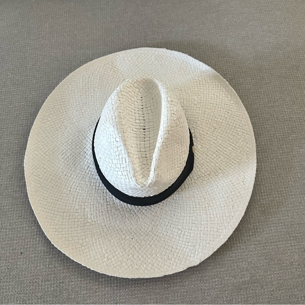 Melissa Odabash White Hat with Black Band